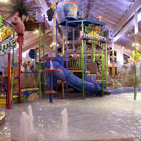Holiday Inn Fitchburg-Waterpark 设施 照片