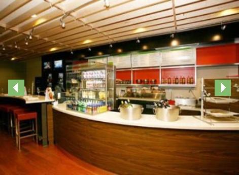 Holiday Inn Fitchburg-Waterpark 餐厅 照片